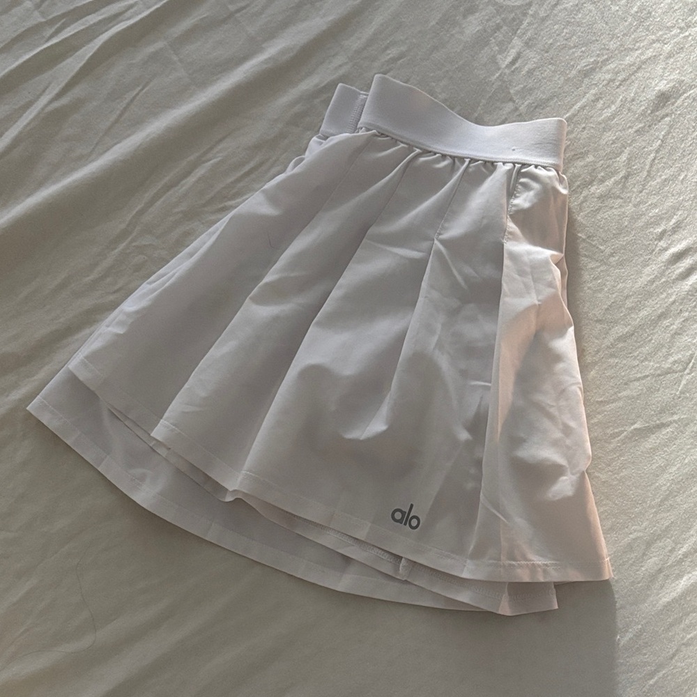 ALO Yoga Women's White Tennis Skirt